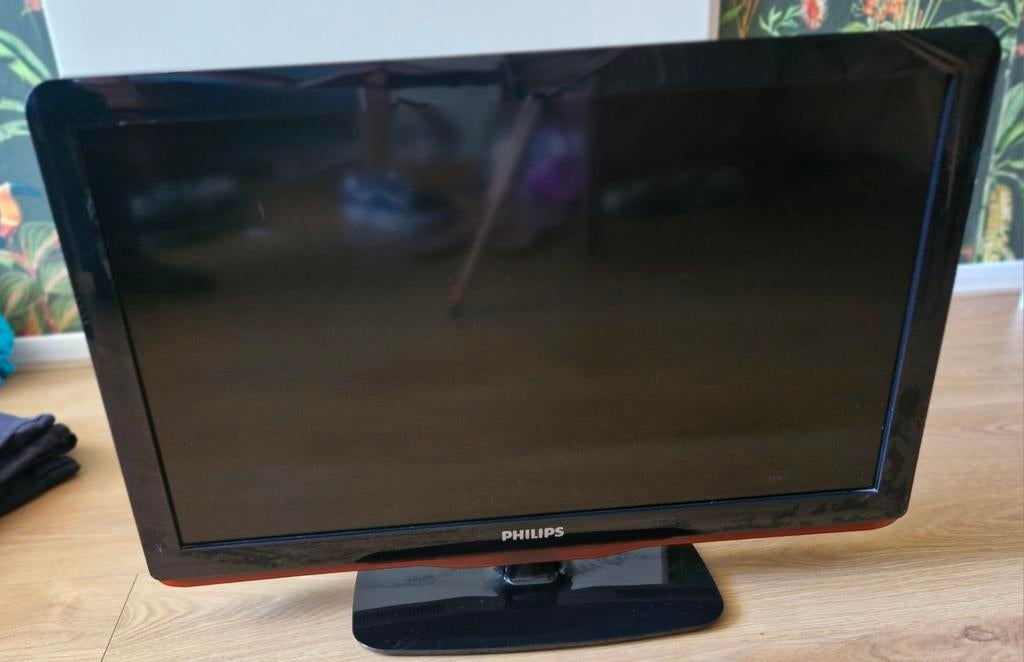 Philips tv met diagonaal van 66 cm!, Ophalen, Philips, Gebruikt, 50 Hz