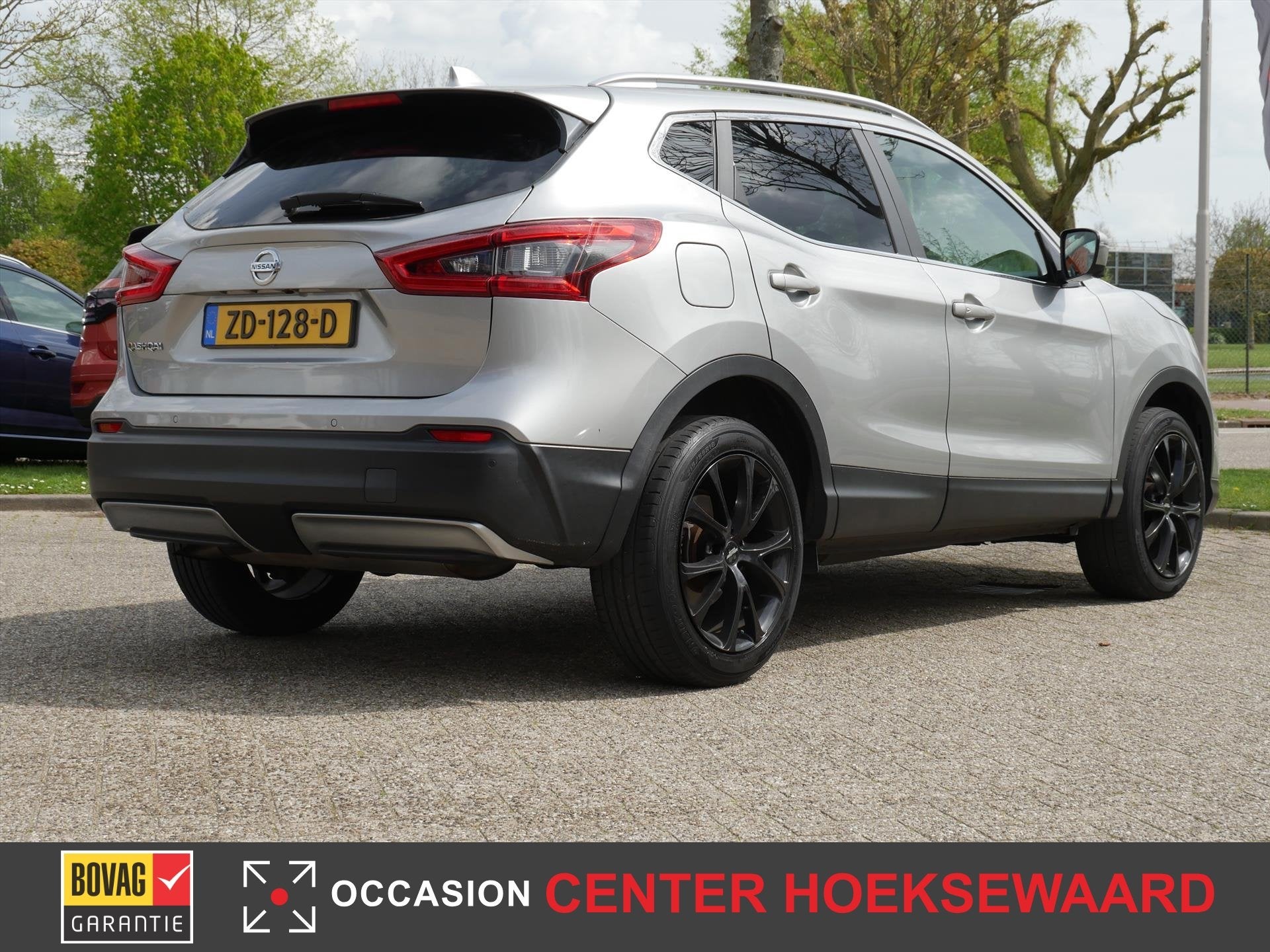 NISSAN Qashqai 1.2 DIG-T 115pk N-Connecta | Panoramadak | 18, Auto's, Stof, Gebruikt, 4 cilinders, 116 pk