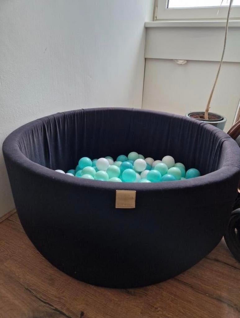 Ballenbak van Meow Baby (met 203 ballen), Kinderen en Baby's, Speelgoed | Overig, Zo goed als nieuw, Jongen of Meisje, Ophalen