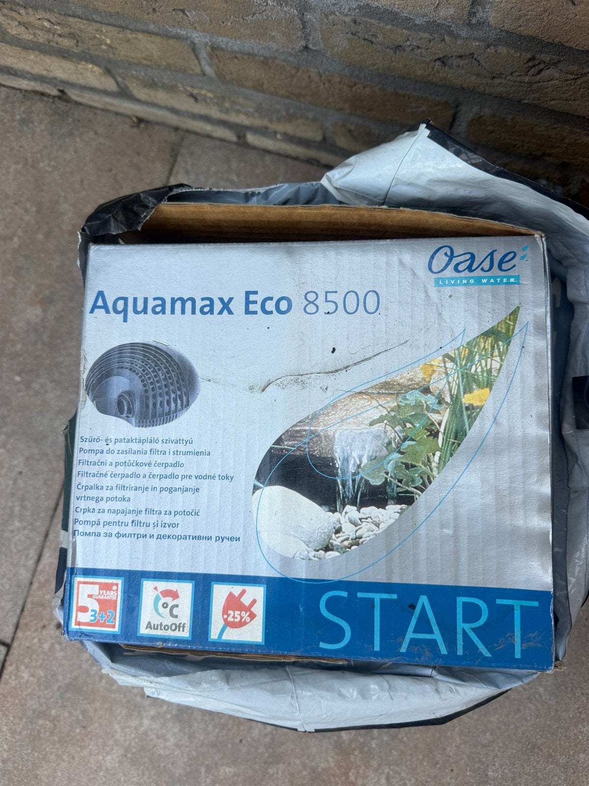 Oase Aquamax Eco 8500 Vijverpomp - Nieuw in doos, Tuin en Terras, Ophalen, Nieuw, Vijverpomp
