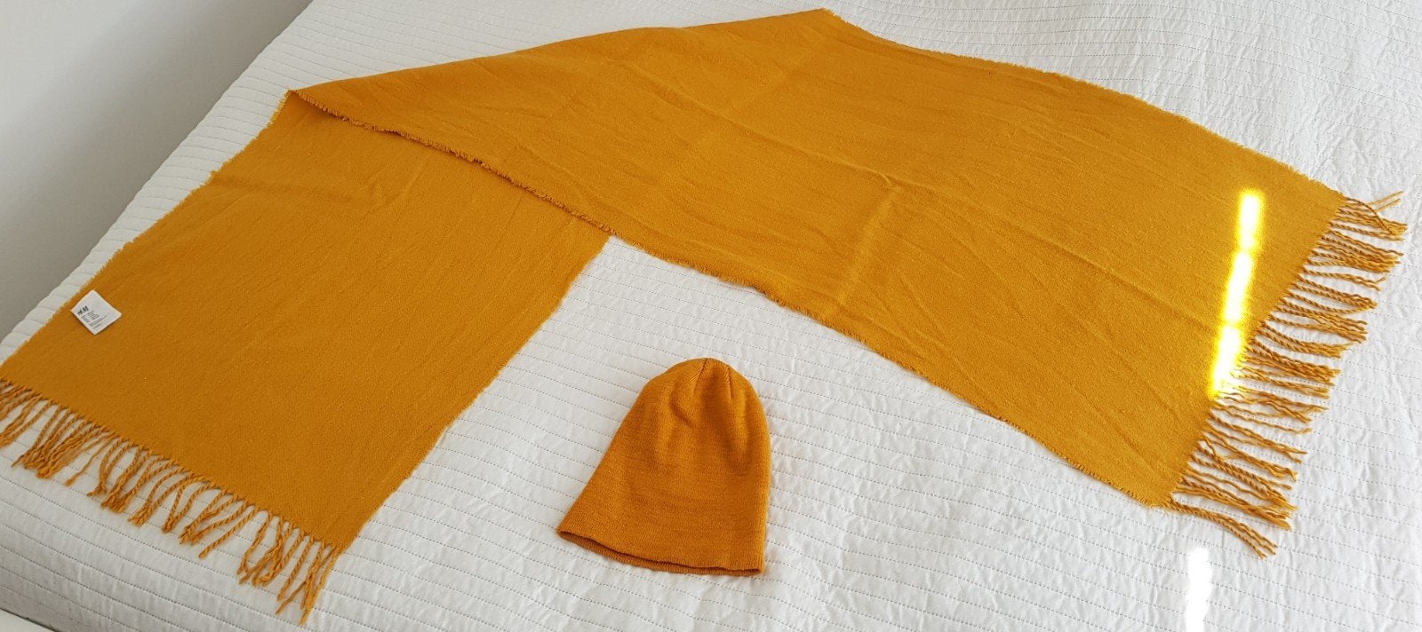 Setje sjaal muts oker geel bershka sjalen mutsen one size, Kleding | Dames, Mutsen, Sjaals en Handschoenen, H&M, Verzenden, Zo goed als nieuw