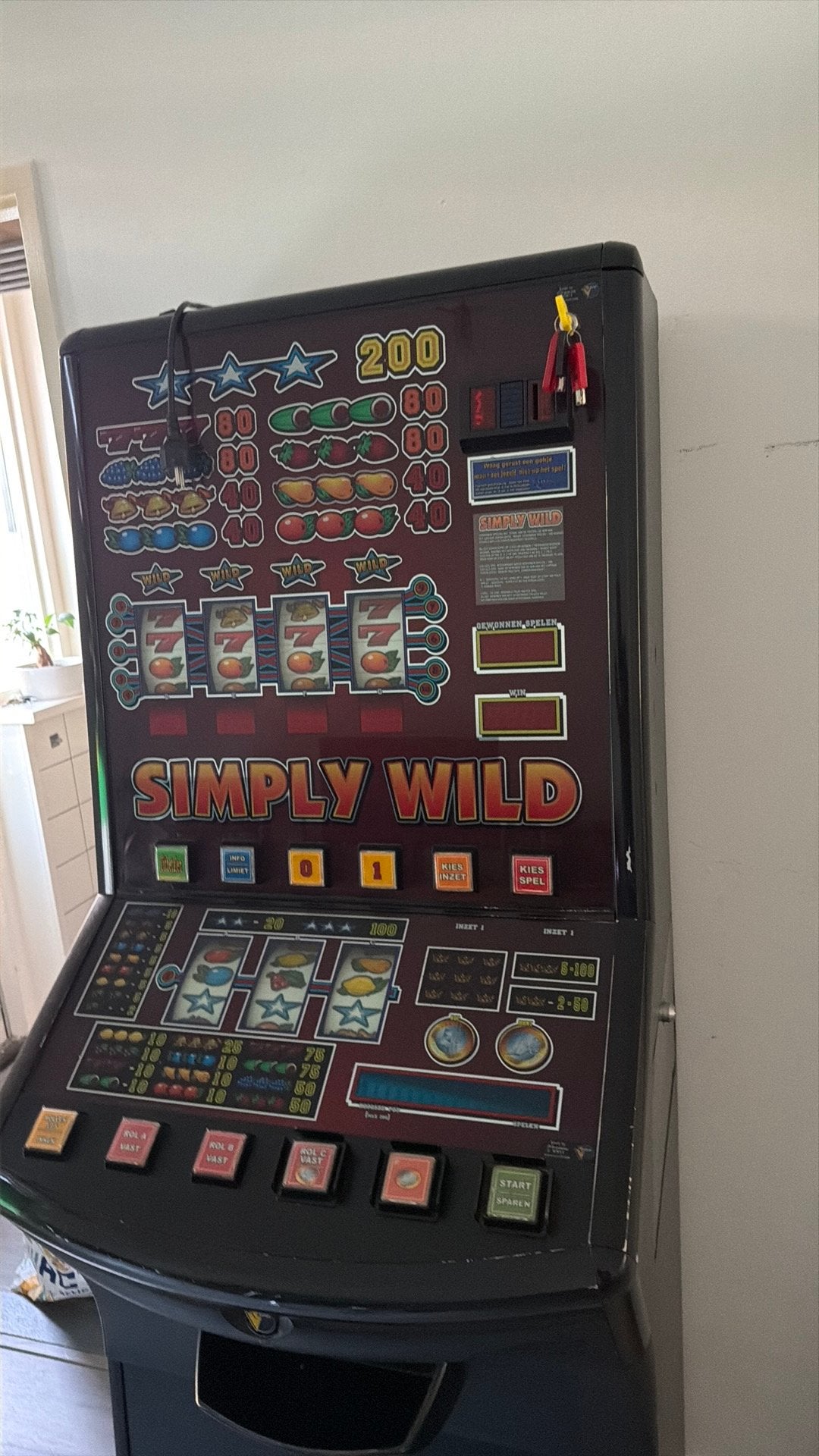 Gokkast simply wild, Verzamelen, Automaten | Gokkasten en Fruitautomaten, Ophalen of Verzenden, Zo goed als nieuw