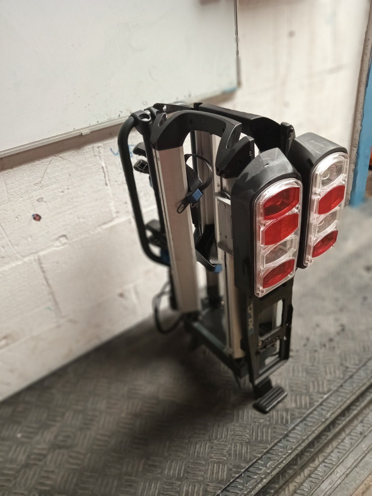XLC  Azura Extra Led 2-Trekhaakdrager, Elektrische fiets, Ophalen of Verzenden, Zo goed als nieuw, 2 fietsen