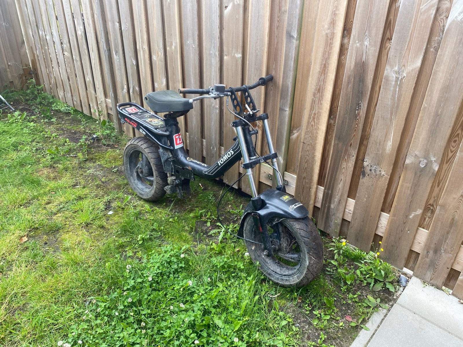 Tomos frame met kenteken (zonder motorblok), Fietsen en Brommers, Ophalen, Gebruikt