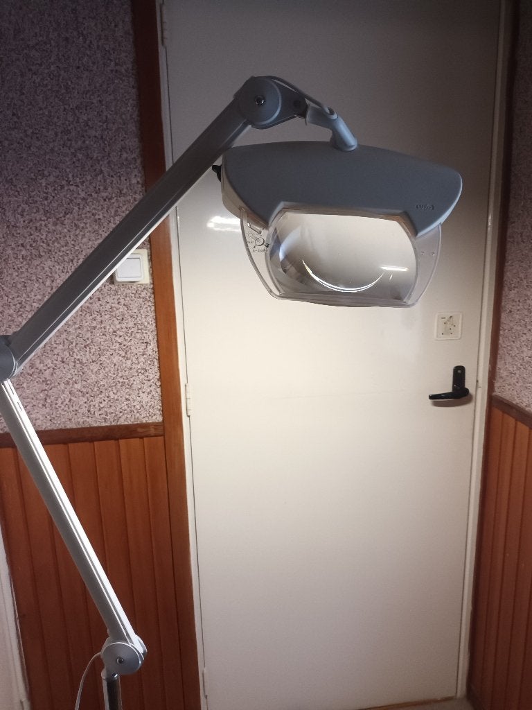 loep lamp, Ophalen, Zo goed als nieuw, Loeplamp