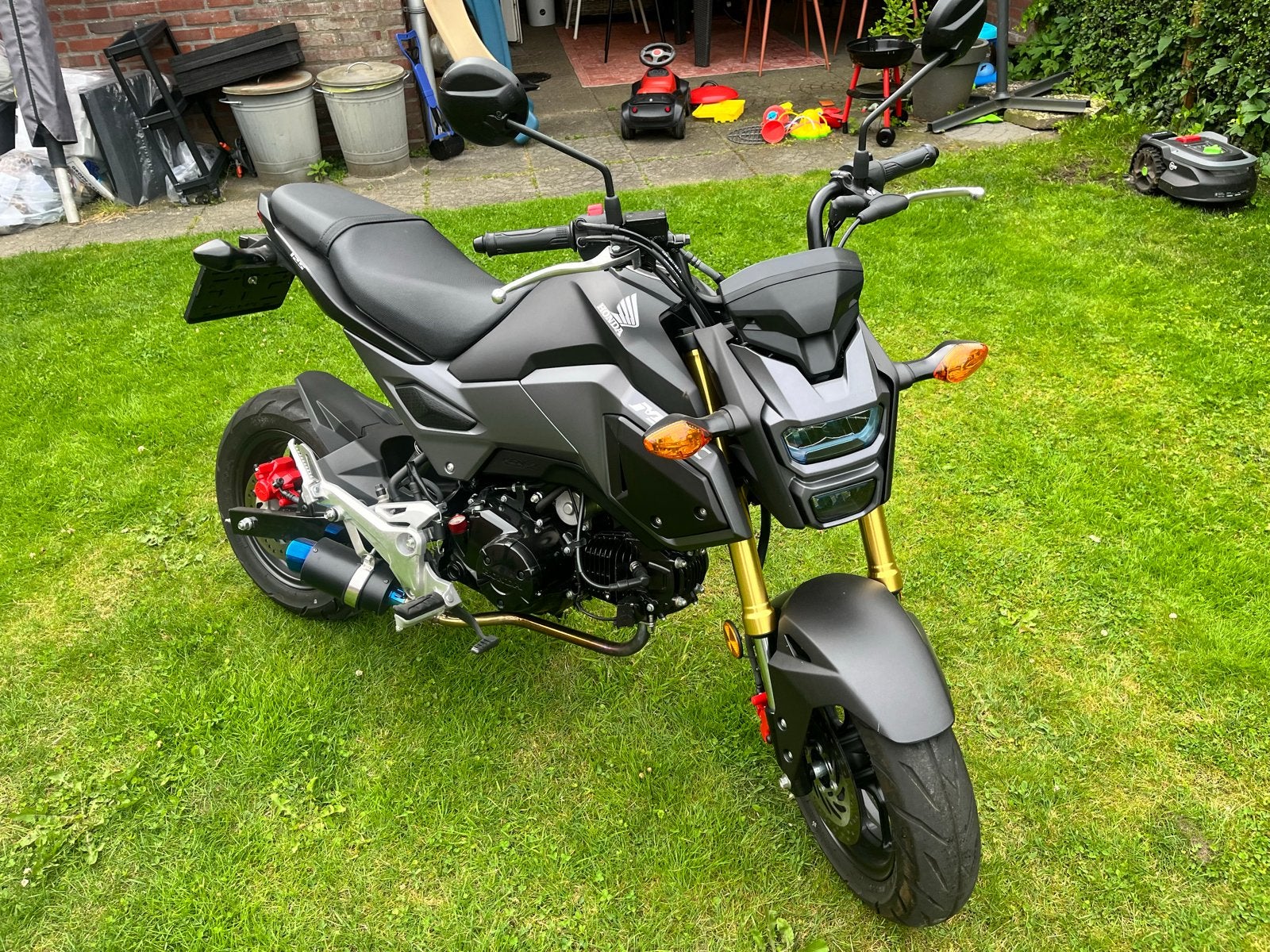 Honda MSX125 SF Grom 2016 Zwart zo goed als nieuw!, Motoren, Gebruikt, Particulier, 11 kW of minder, Handgeschakeld