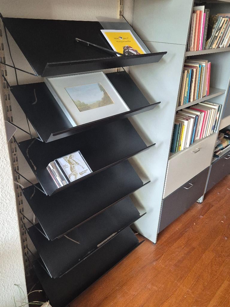 Dutch Design Tijdschriftenrek '60s Pilastro Reijenga, Huis en Inrichting, Woonaccessoires | Krantenbakken en Lectuurbakken, Ophalen