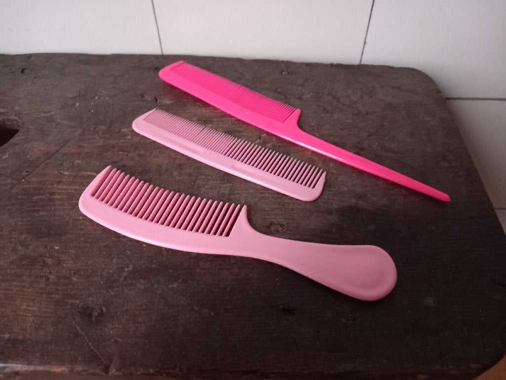 set vintage kammen, kammetjes barbie roze 3 stuks nieuwstaat, Ophalen of Verzenden, Nieuw