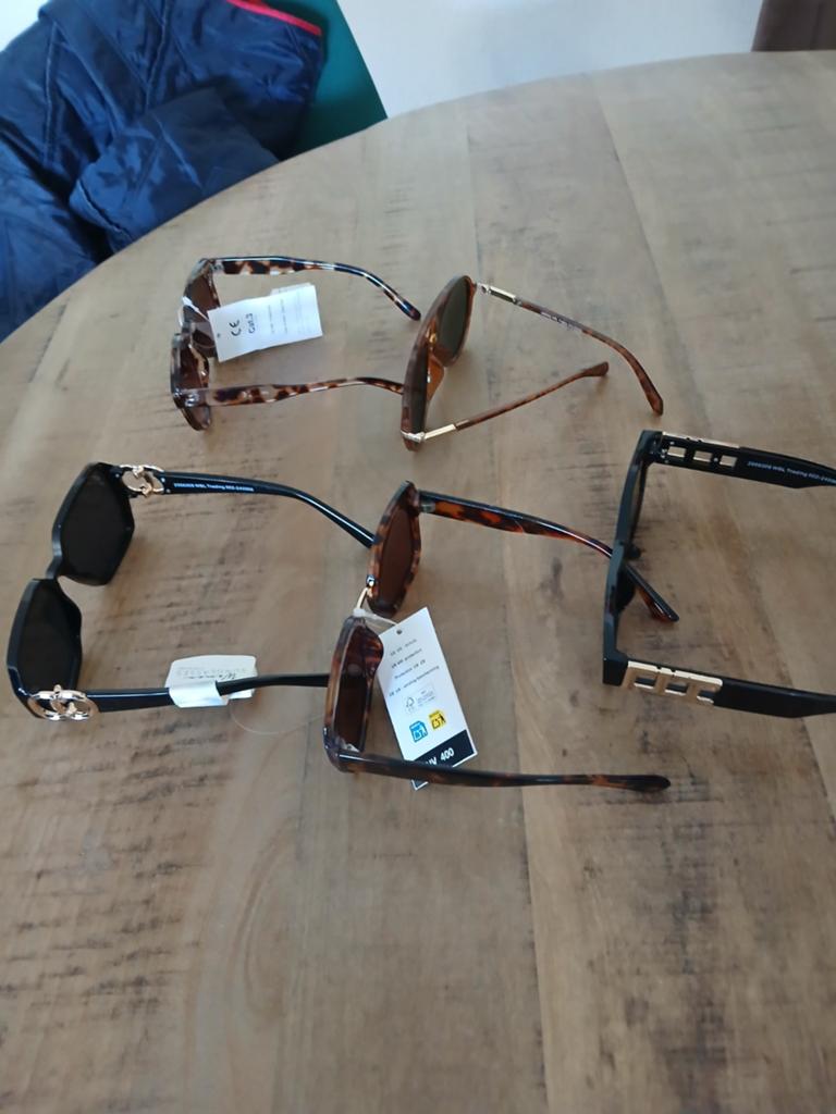 5 prachtige nieuwe zonnebrillen  per stuk te koop  mode, Overige merken, Zonnebril, Overige kleuren, Verzenden