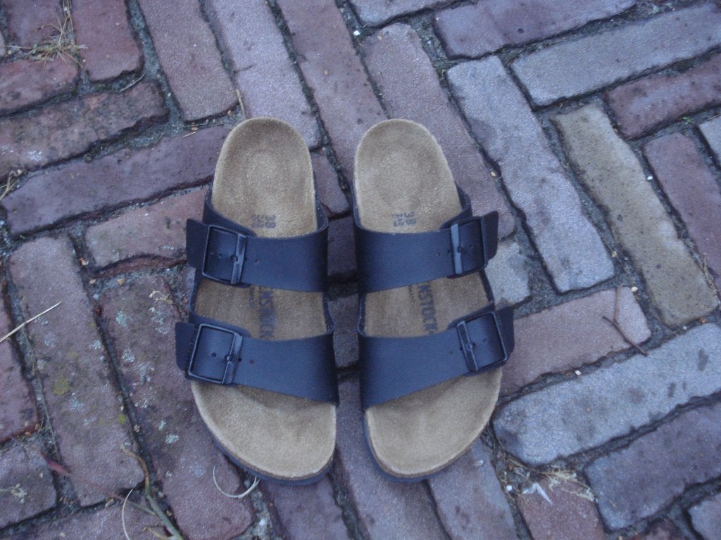 BIRKENSTOCK ARIZONA ZWART 38 NU GRATIS VERZENDING PER POST, Kleding | Dames, Slippers, Verzenden, Zwart, Zo goed als nieuw
