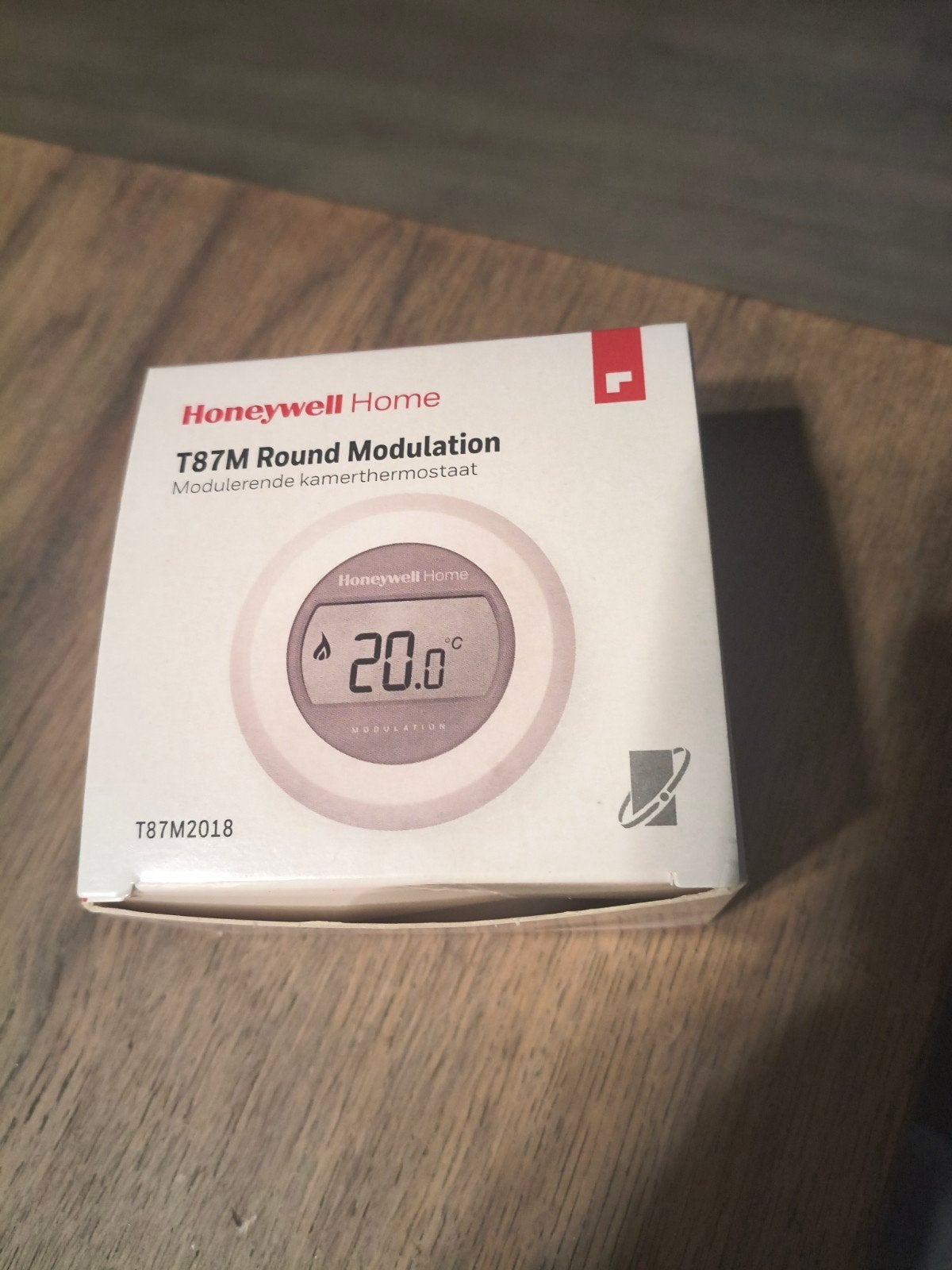 Honeywell Home T87M Round Modulatie Kamerthermostaat, Doe-het-zelf en Verbouw, Ophalen of Verzenden, Slimme thermostaat, Nieuw