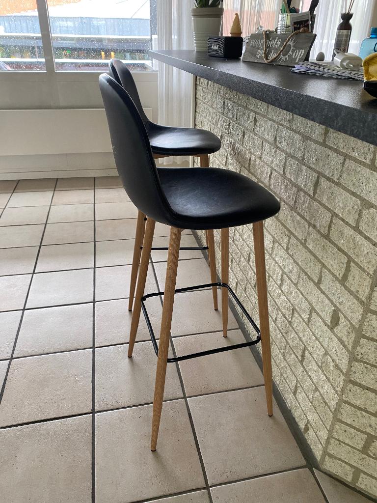 Barkruk Joinstrup JYSK, Ophalen, Zo goed als nieuw, Zwart, Vijf, Zes of meer stoelen