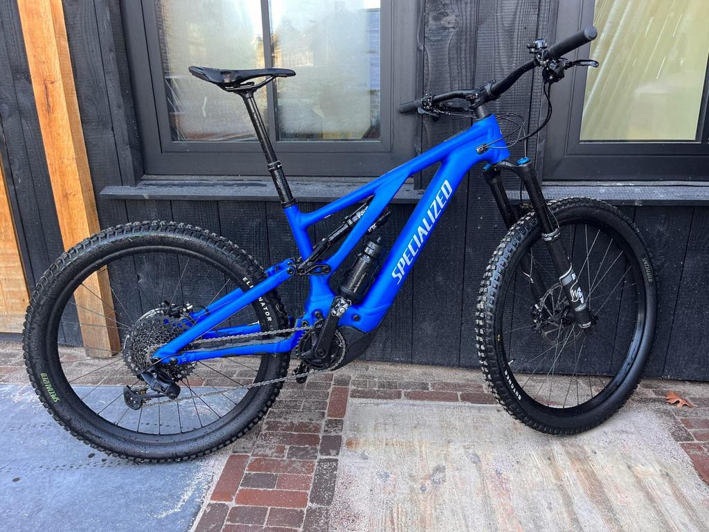 Specialized Turbo Levo Comp E-MTB (Blauw), Zo goed als nieuw, 51 tot 55 cm, 50 km per accu of meer, Ophalen