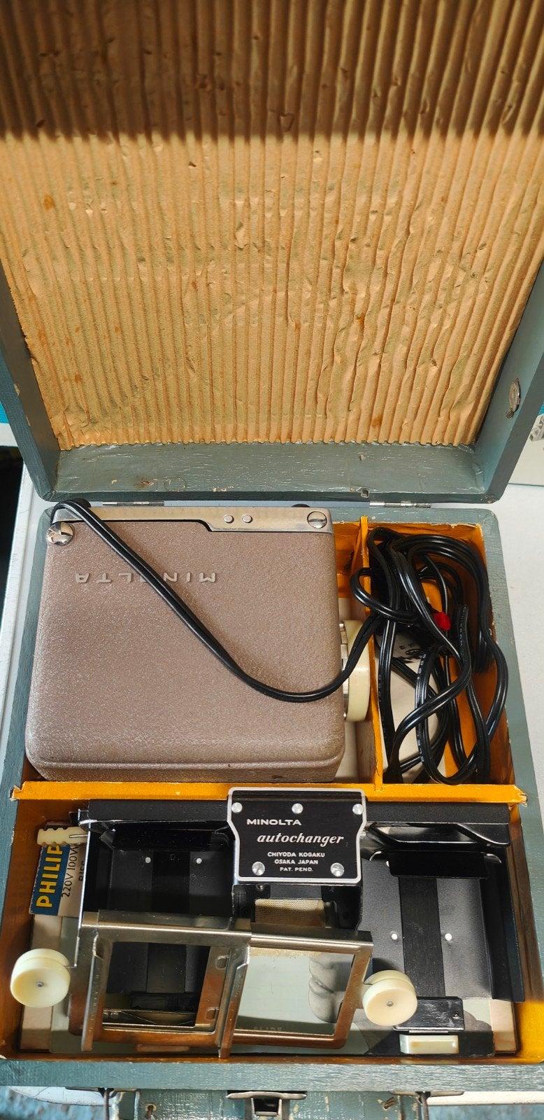 Minolta Mini Slide Projector Kit in originele koffer, Ophalen of Verzenden, 1960 tot 1980, Projector