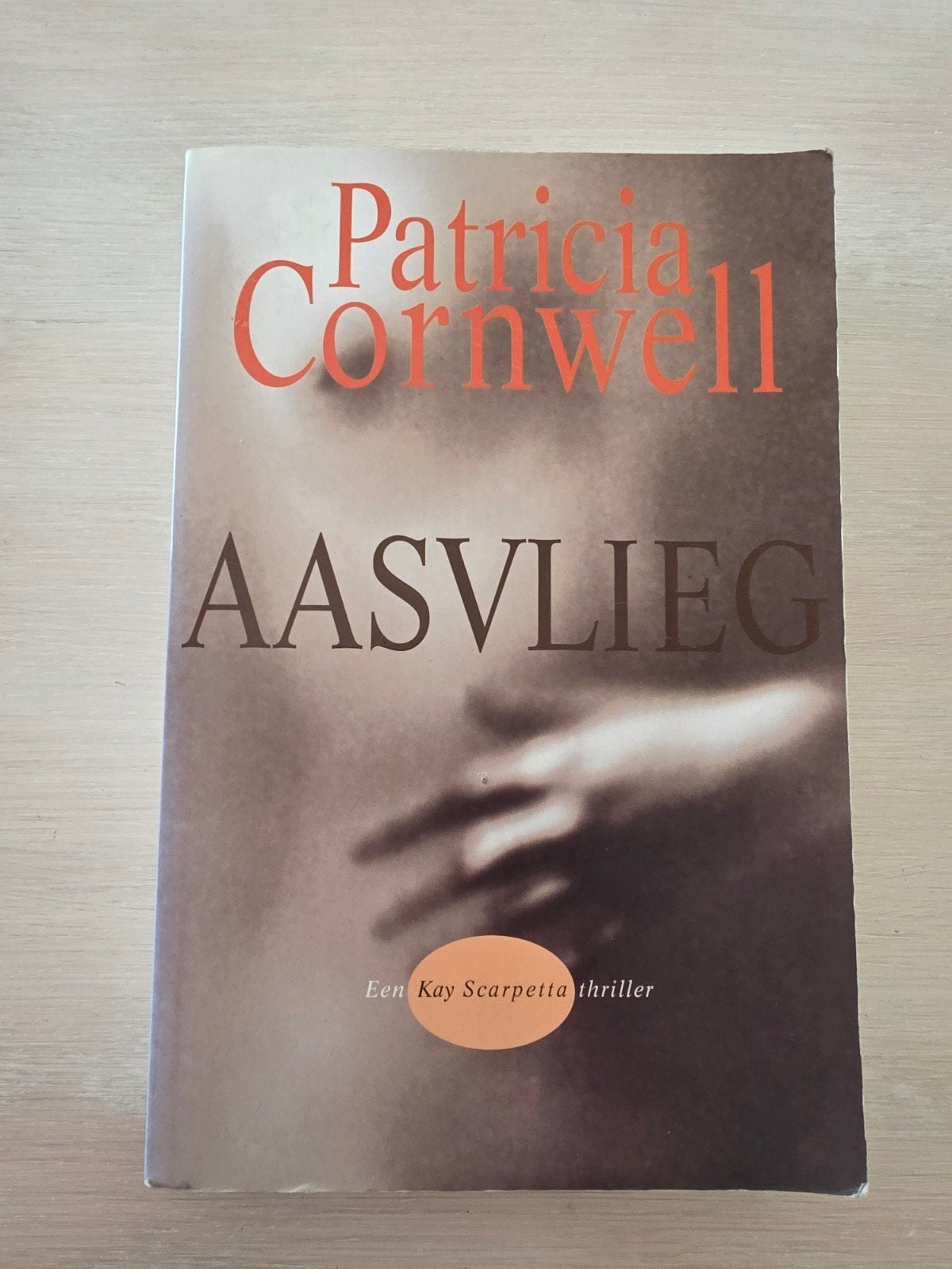 Aasvlieg - Patricia Cornwell (Kay Scarpetta thriller), Ophalen of Verzenden, Gelezen, Patricia Cornwell, Nederland