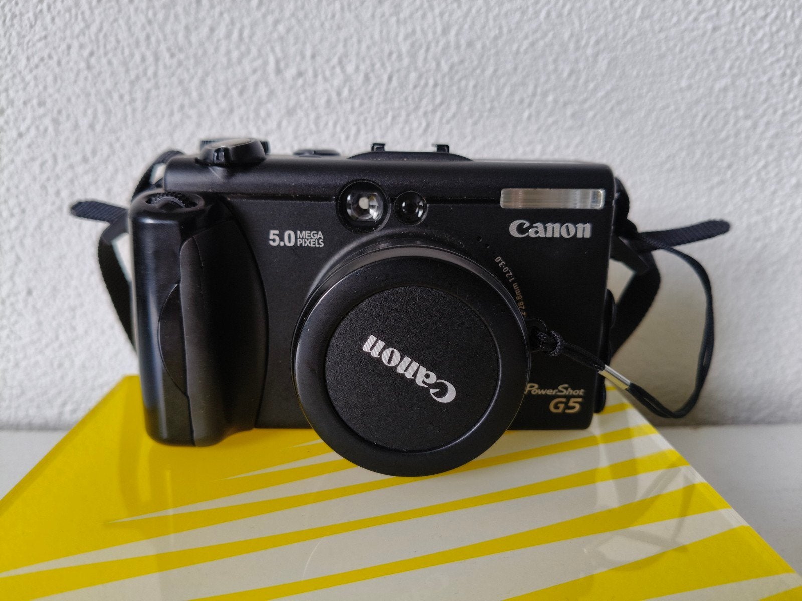 Foto 2 van Canon PowerShot G5 5.0 Megapixels Digitale Camera
