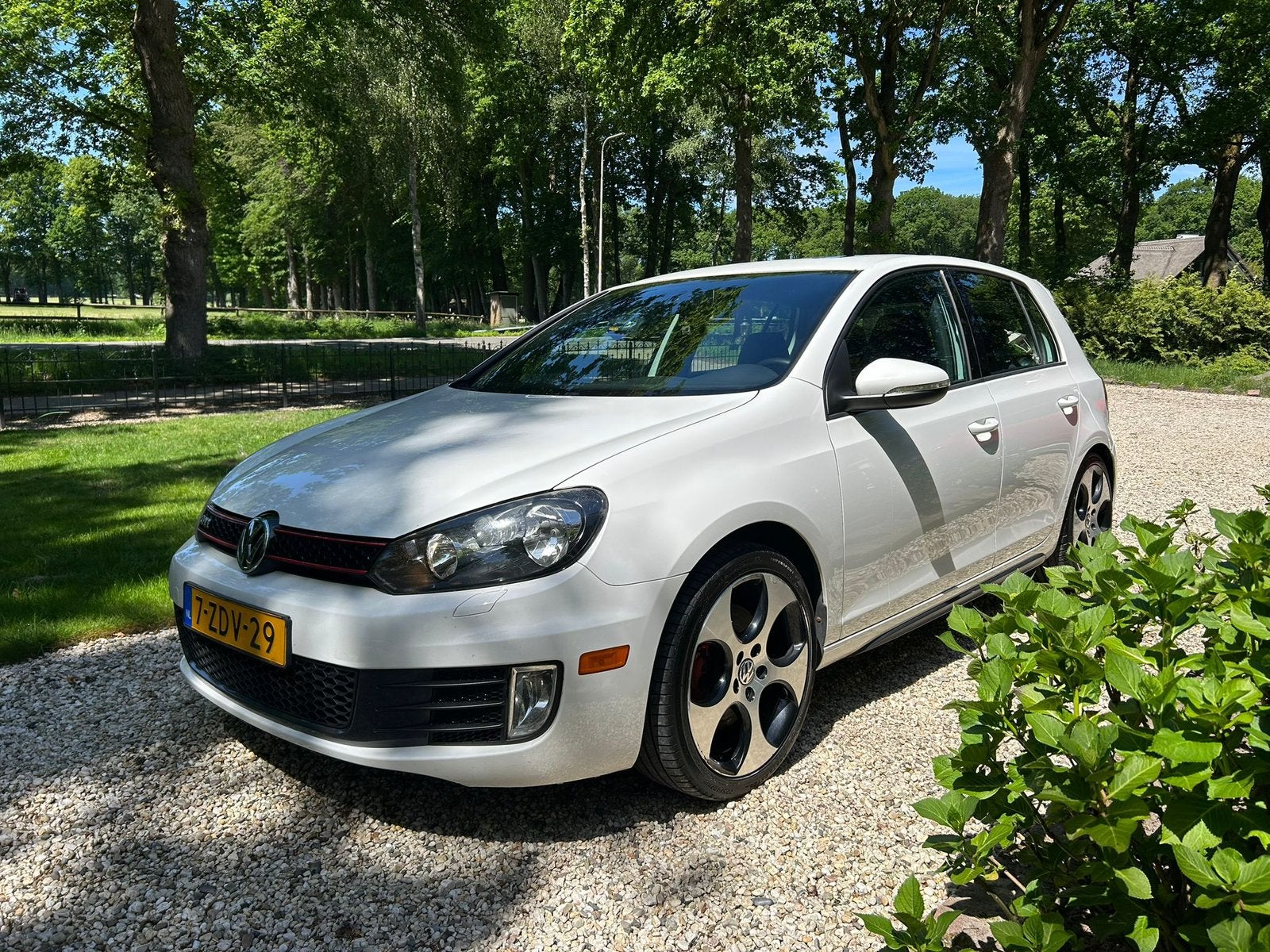 Golf 6 GTI, DSG, Auto's, Stof, Zwart, 4 cilinders, Wit