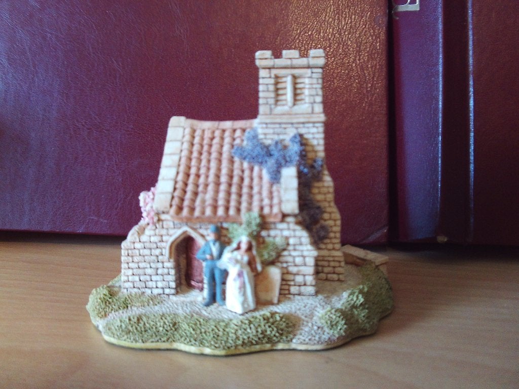 Lilliput Lane - Wedding Bells, Verzamelen, Ophalen of Verzenden, Zo goed als nieuw, Overige typen