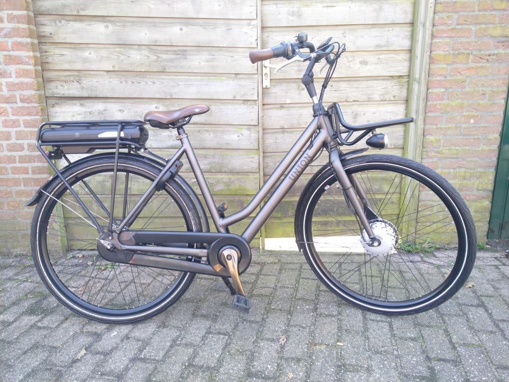 Nette Union E-Curb E-bike Damesfiets 28 Inch 7V Goedestaat!, Auto diversen, Fietsendragers, Zo goed als nieuw, Ophalen of Verzenden