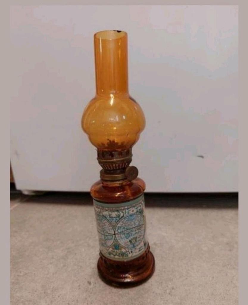 olielampje  olielamp 
Mooi oud antiek olielampje, Antiek en Kunst, Ophalen of Verzenden