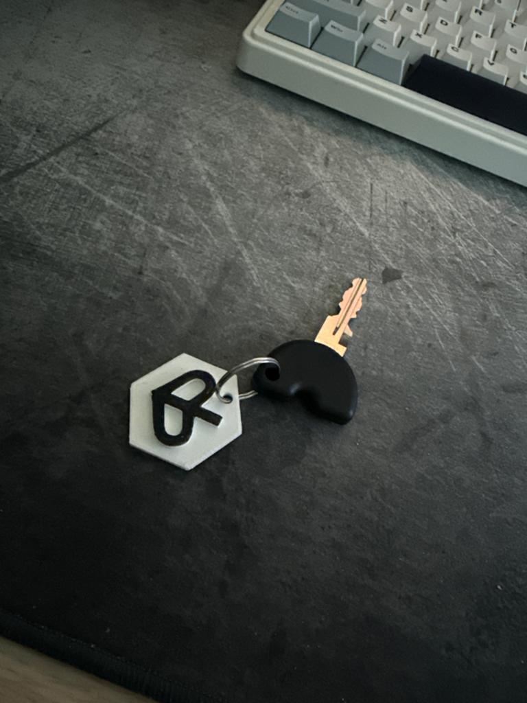 Piaggio logo sleutelhangers, grote voorraad, Ophalen of Verzenden, Nieuw, Overige typen