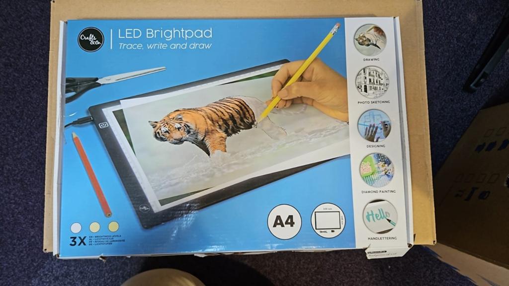 Crafts & Co LED Brightpad A4 - Teken- en Traceerbord, Ophalen of Verzenden, Gebruikt