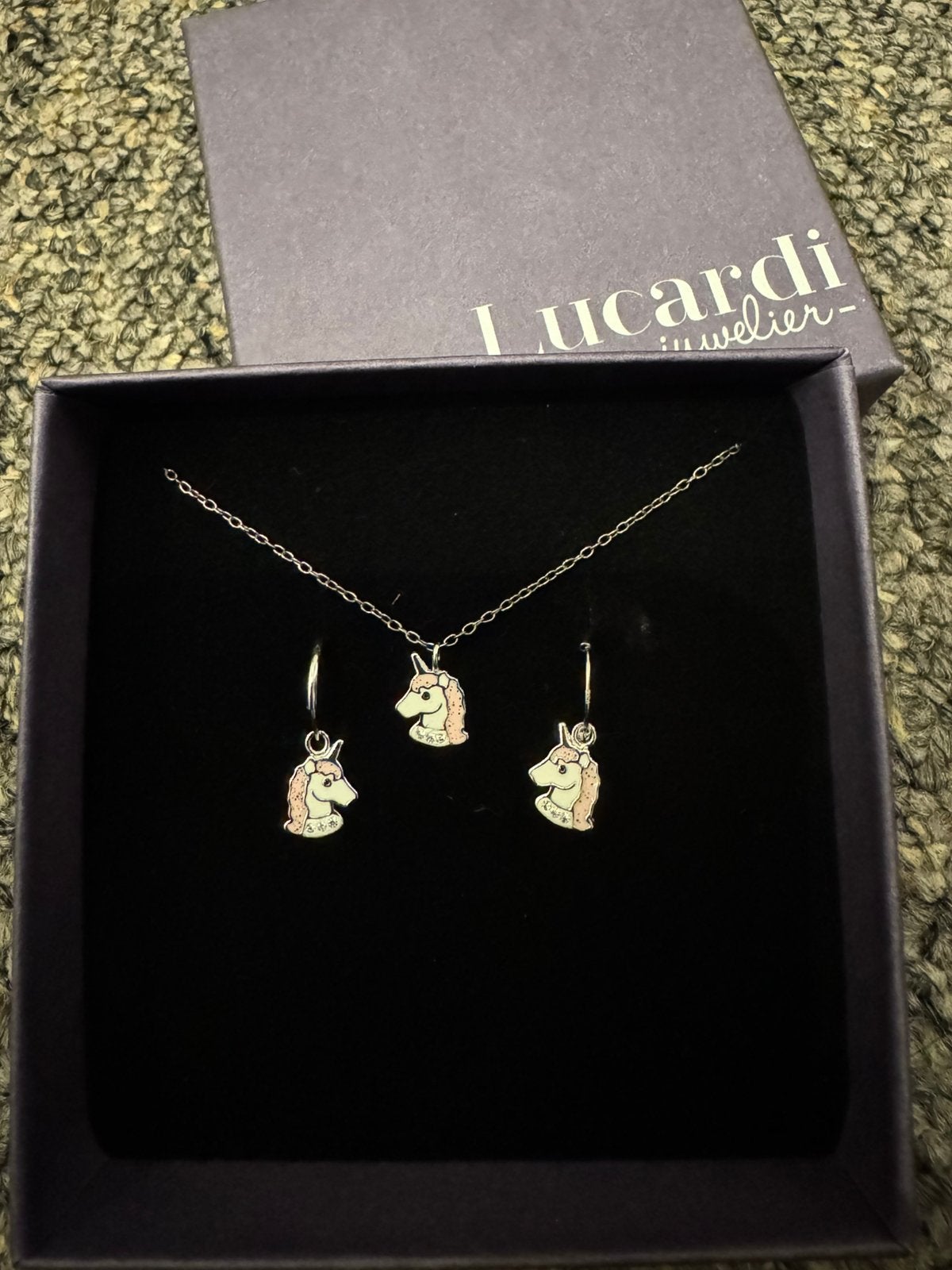 Oorbellen en ketting van Lucardi. Helemaal nieuw!, Ophalen, Nieuw, Zilver, Overige materialen