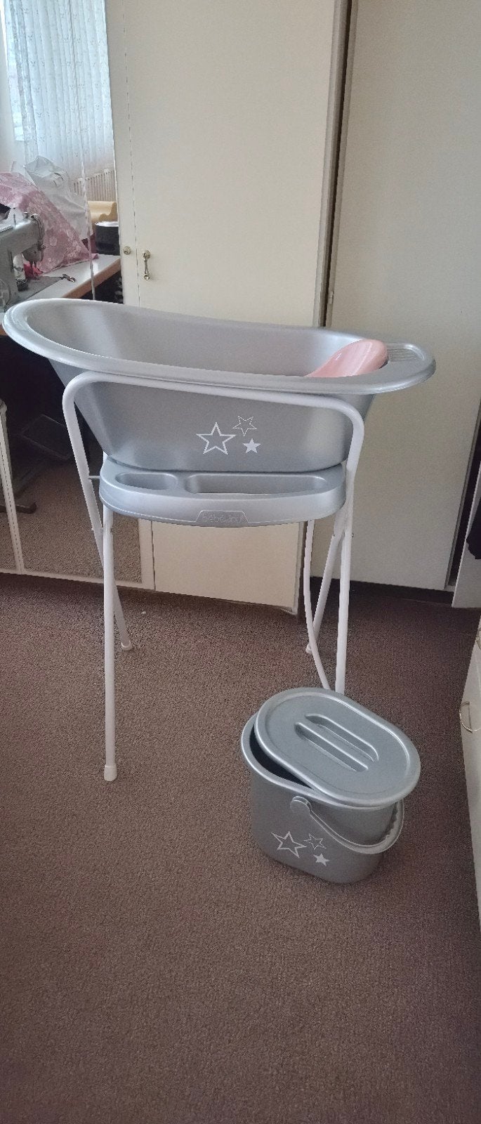 Bébé-jou babybadje met standaard en luieremmer, Ophalen of Verzenden, Zo goed als nieuw, Badje, Bébé-jou