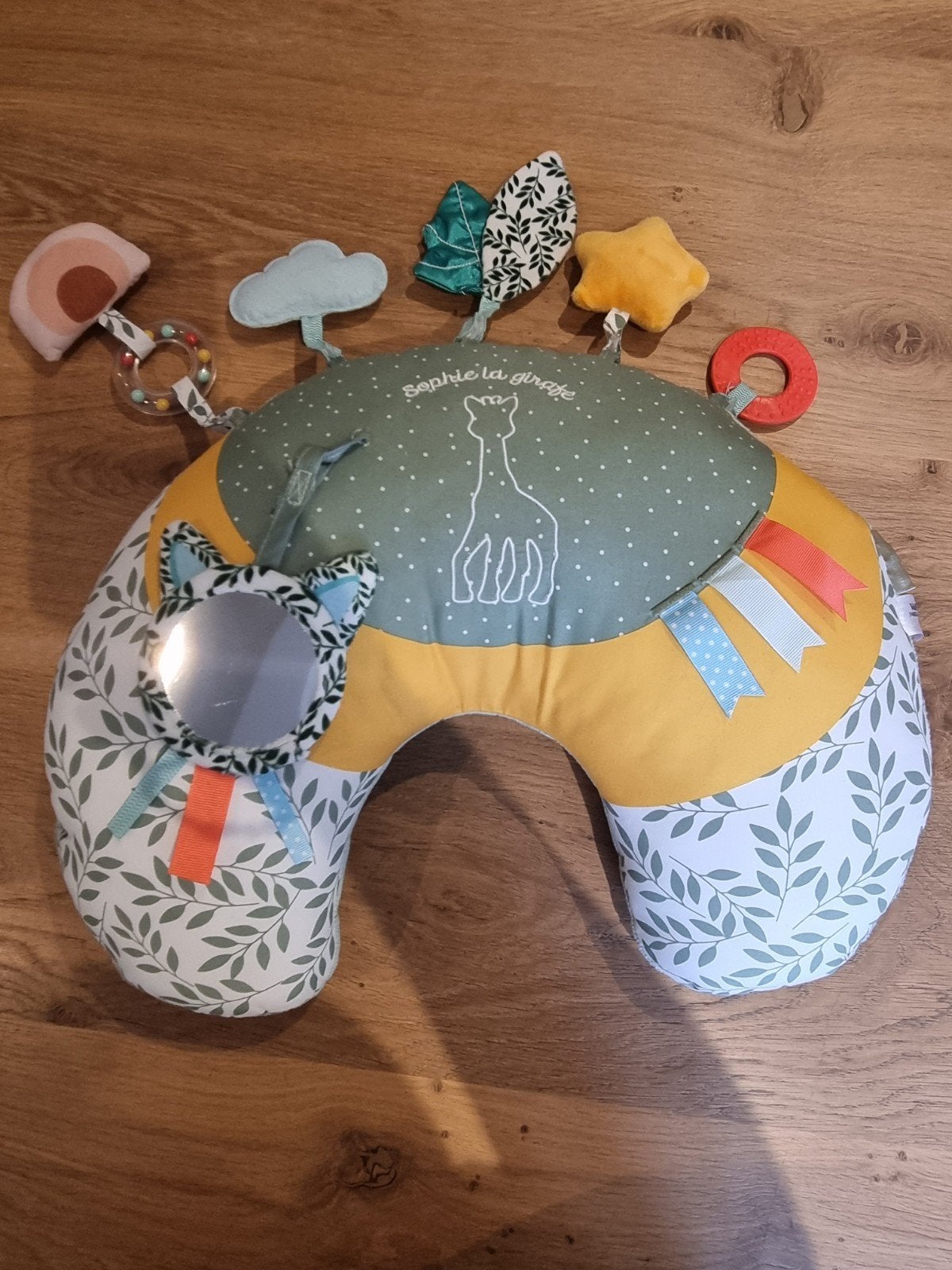 Sophie de Giraf buikkussen met speelgoed, Ophalen of Verzenden, Zo goed als nieuw, Speelkleed, Met geluid