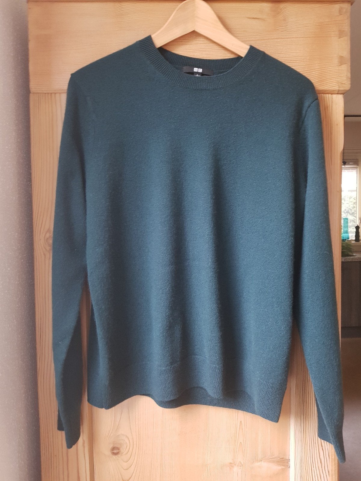 Uniqlo trui/vest cashmere en merino maat L, Ophalen of Verzenden, Nieuw, Zwart