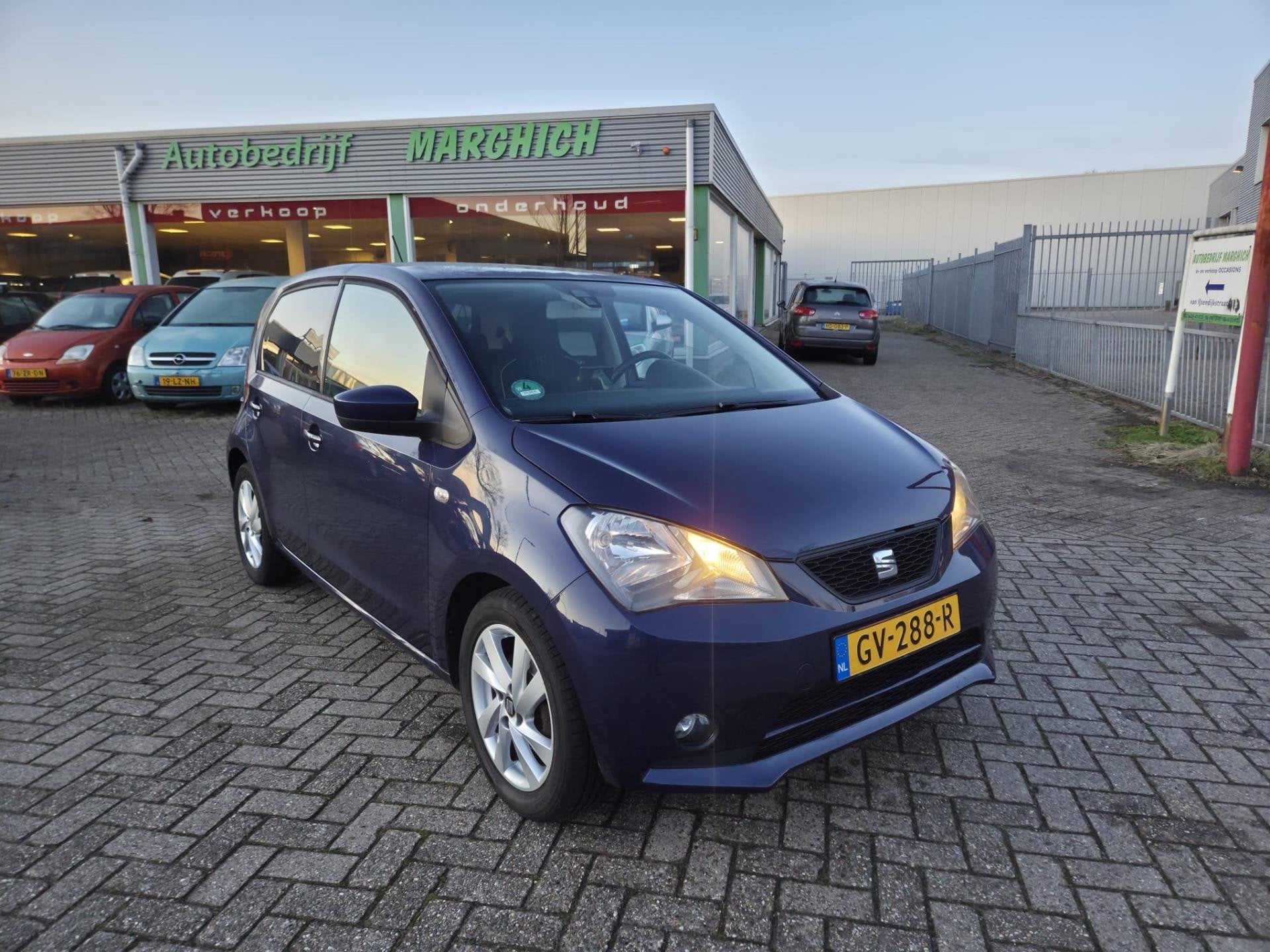 Seat Mii 1.0 Sport Connect|DEALER ONDERHOUDEN|CRUISE|5-DEURS, Auto's, Voorwielaandrijving, Dealer onderhouden, Gebruikt, Euro 6