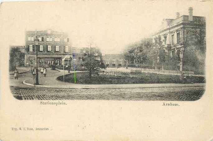 301-083-031 Arnhem Stationsplein, Ophalen of Verzenden, Voor 1920, Gelderland