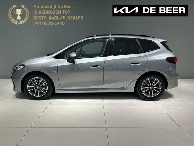 BMW 2-Serie Active Tourer (u06) 220i 156pk Aut M Pakket Lede, Auto's, BMW, Gebruikt, Euro 6, 156 pk, Hybride Elektrisch/Benzine