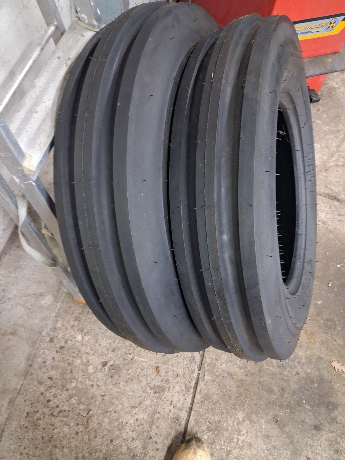 Nieuwe bkt 18 inch voorbanden., Zakelijke goederen, Agrarisch | Onderdelen | Banden, Velgen en Assen, Ophalen