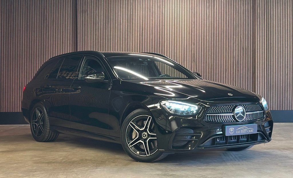Mercedes-Benz E-klasse Estate 300 de AMG Line, Achterwielaandrijving, Gebruikt, 4 cilinders, Zwart