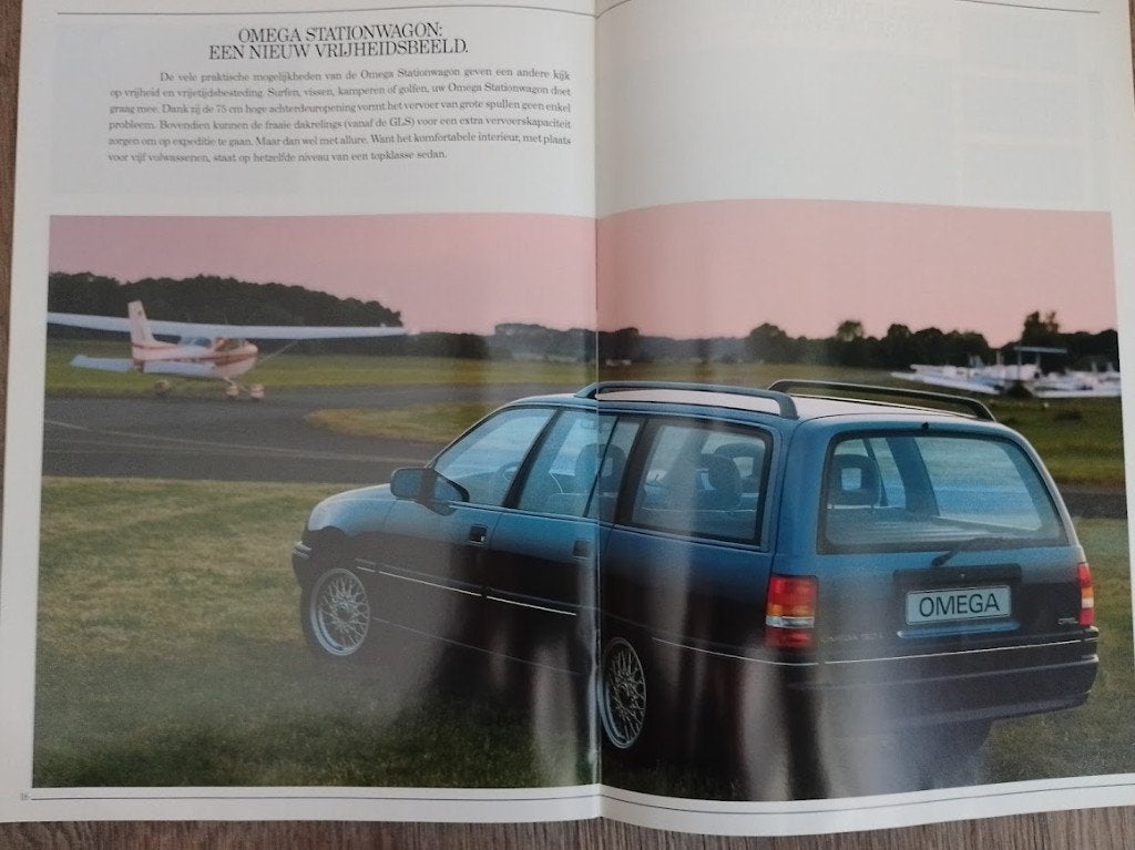 Opel Omega 1989 autofolder, Ophalen of Verzenden, Nieuw, Opel