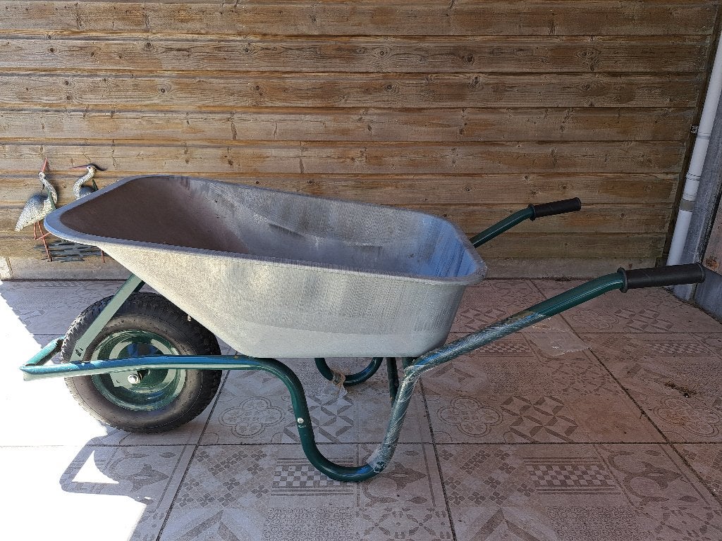 Kruiwagen 100L, Tuin en Terras, Kruiwagens, Ophalen, Zo goed als nieuw, Handmatig, Eenwielig