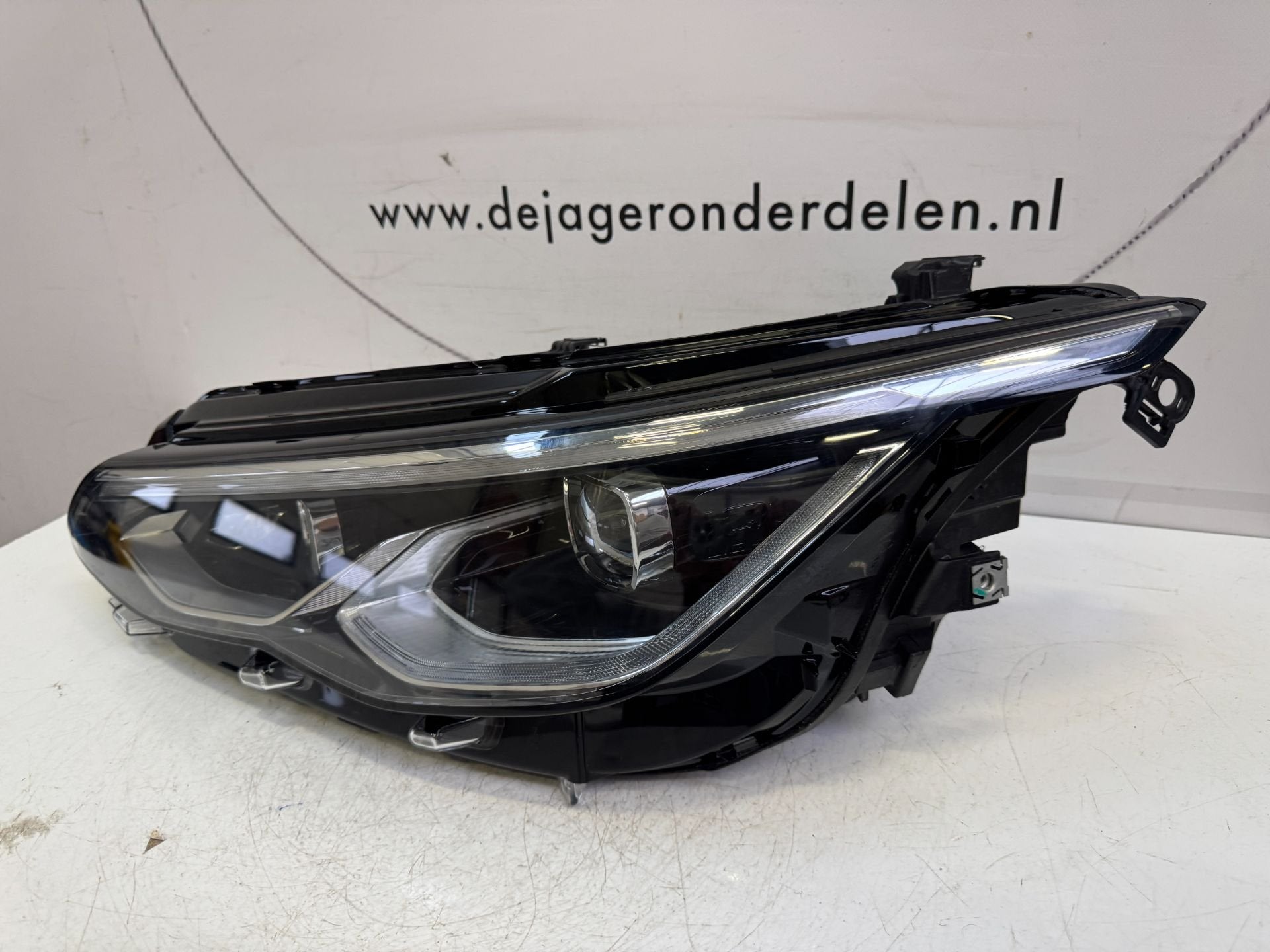 VW GOLF 8 VIII KOPLAMP FULL LED IQ LIGHT LINKS 5H1941035, Gebruikt, Volkswagen, Volkswagen AG, Berliner Ring 2
38440  Wolfsburg, DE