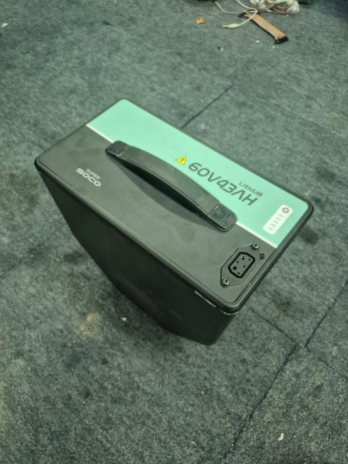 Super Soco/Vmoto Accu 60V 43Ah, Ophalen