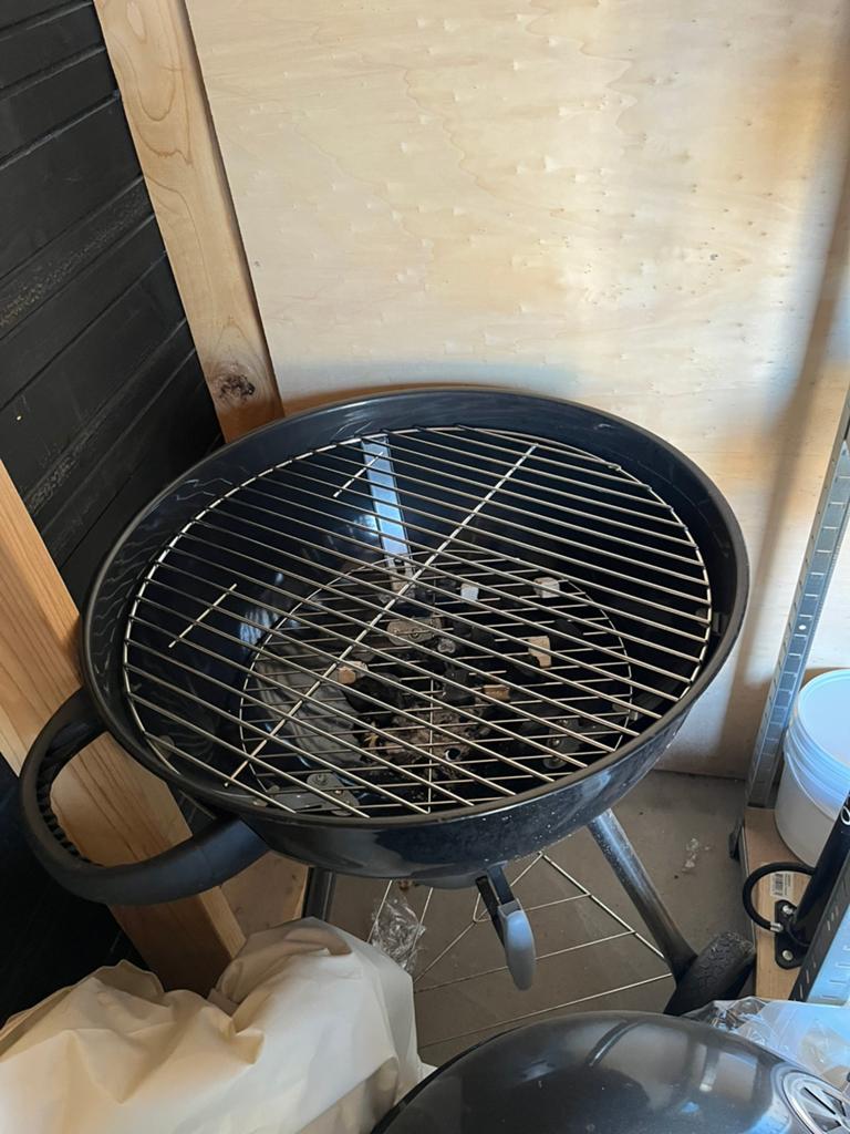 Bbq nog nieuw, Ophalen, Nieuw