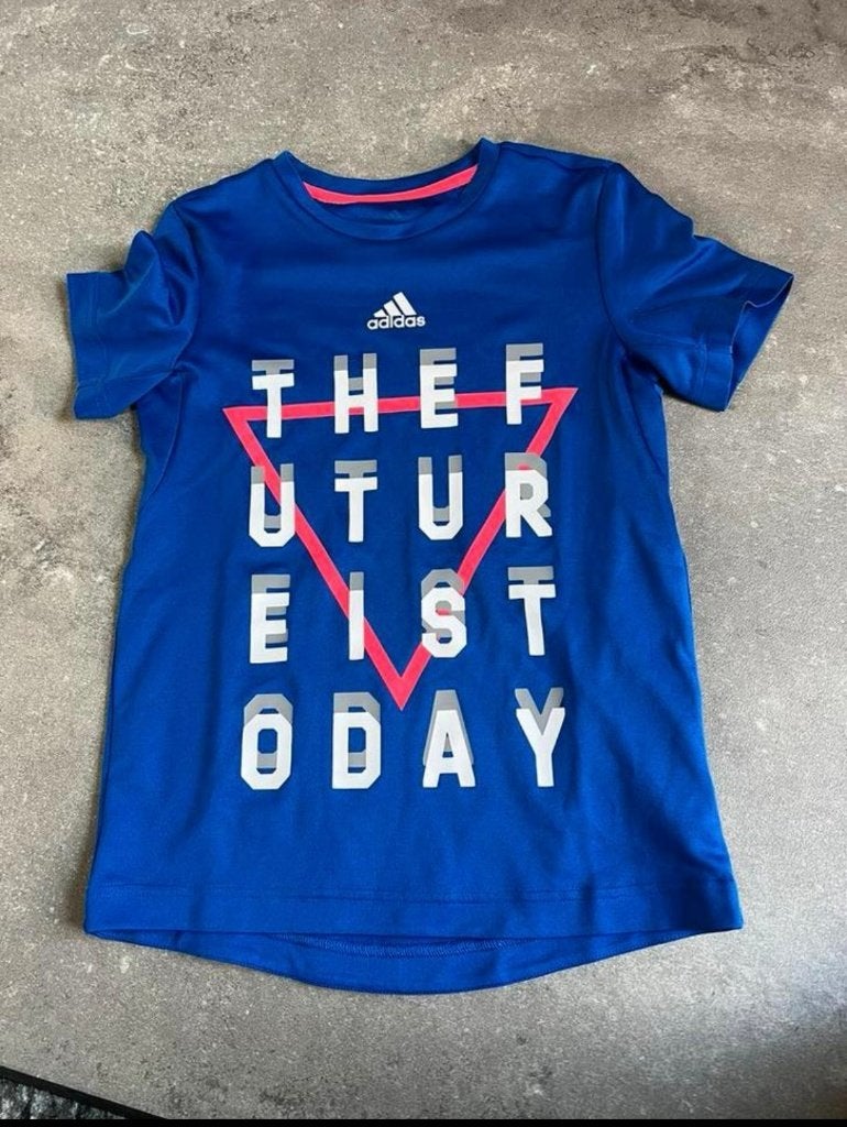 Sport shirt - ADIDAS - maat 140, Ophalen of Verzenden, Zo goed als nieuw, Jongen, Sport- of Zwemkleding
