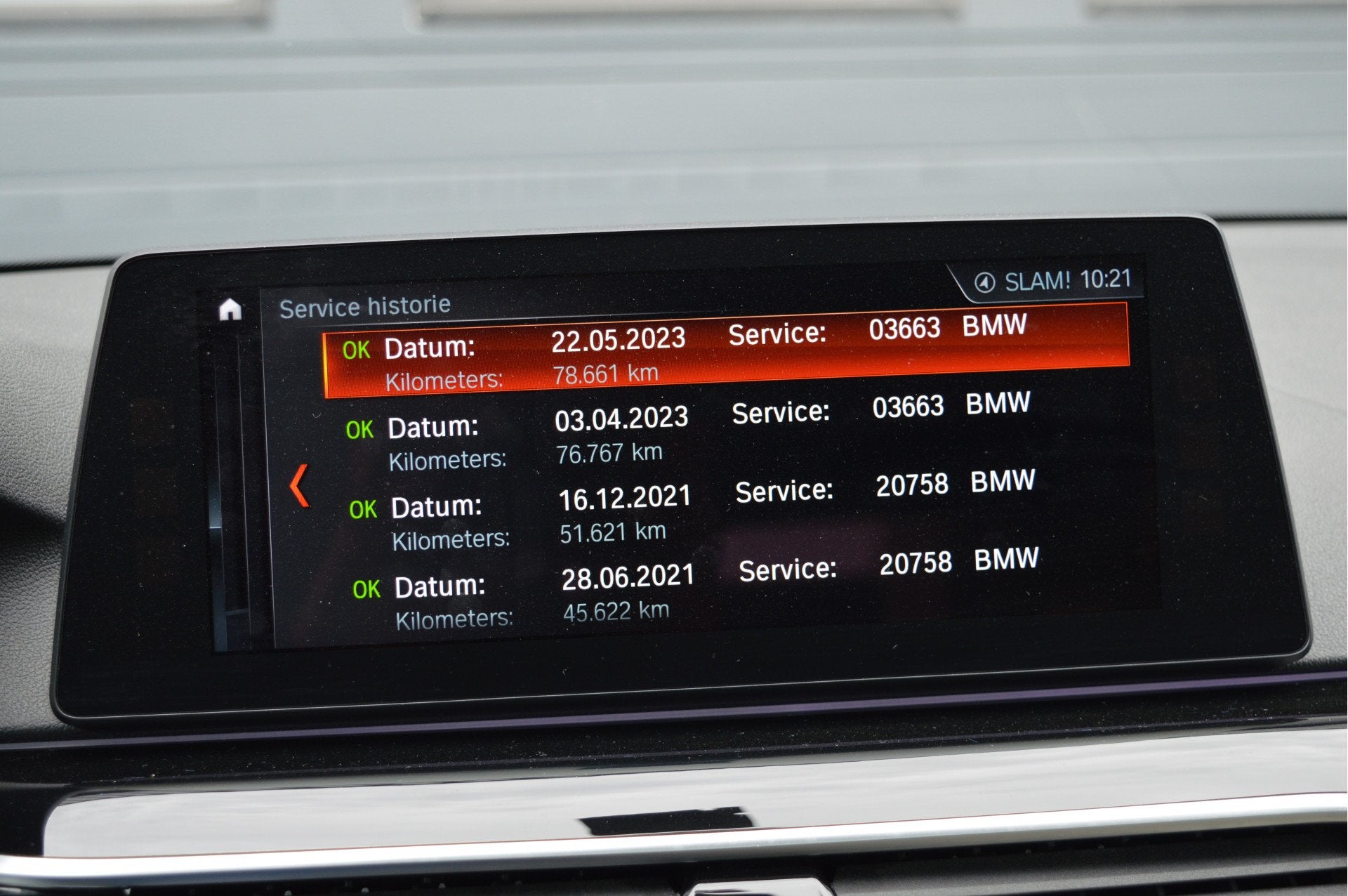 Foto 31 van BMW 5 Serie Touring 520i High Executive | M-PAKKET | PANO |