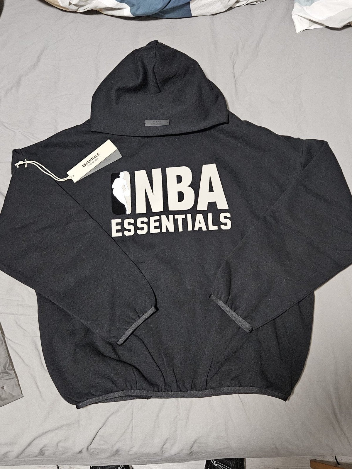 NBA Essentials Hoodie Maat S - Nieuw met kaartjes, Ophalen of Verzenden, Nieuw, Essentials
