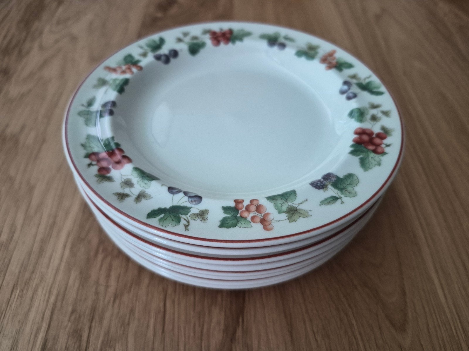 Wedgwood Provence 8 gebaksbordjes, Ophalen of Verzenden
