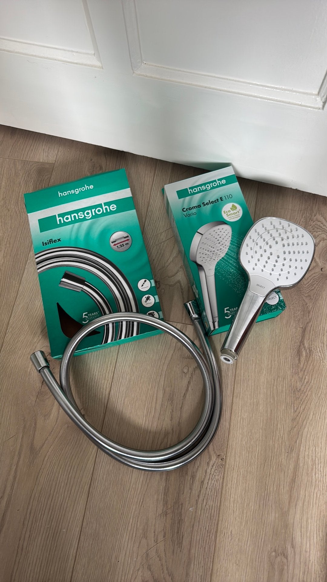 HansGrohe Isiflex en Croma Select E 110, Ophalen of Verzenden, Zo goed als nieuw, Chroom, Bad
