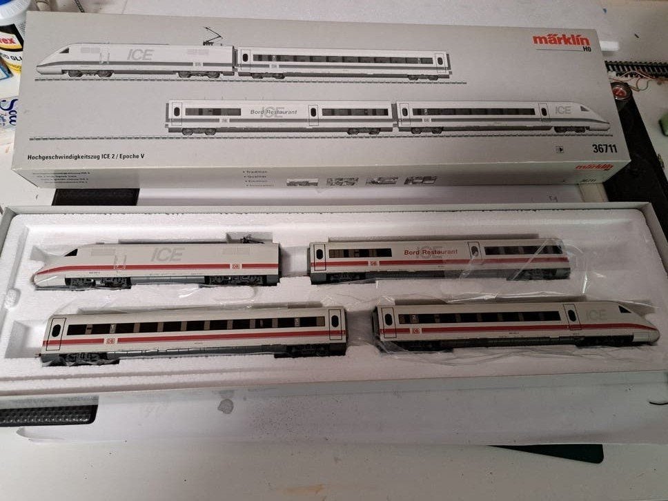 Märklin ICE 2 Treinset 36711 met verlichting en stroomdoorvo, Hobby en Vrije tijd, Ophalen, Wisselstroom, NS, Märklin