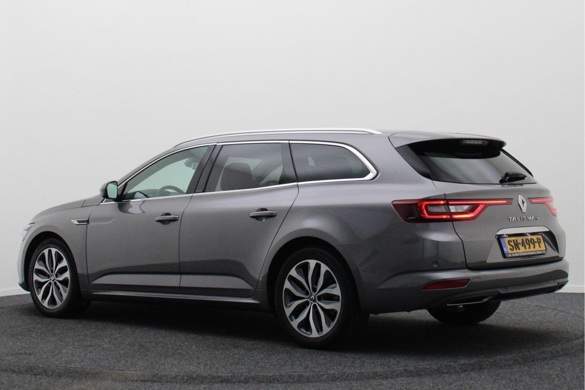 Renault Talisman Estate 1.6 TCe Intens Automaat Camera, Appl, Auto's, 1618 cc, Gebruikt, 4 cilinders, Leder en Stof