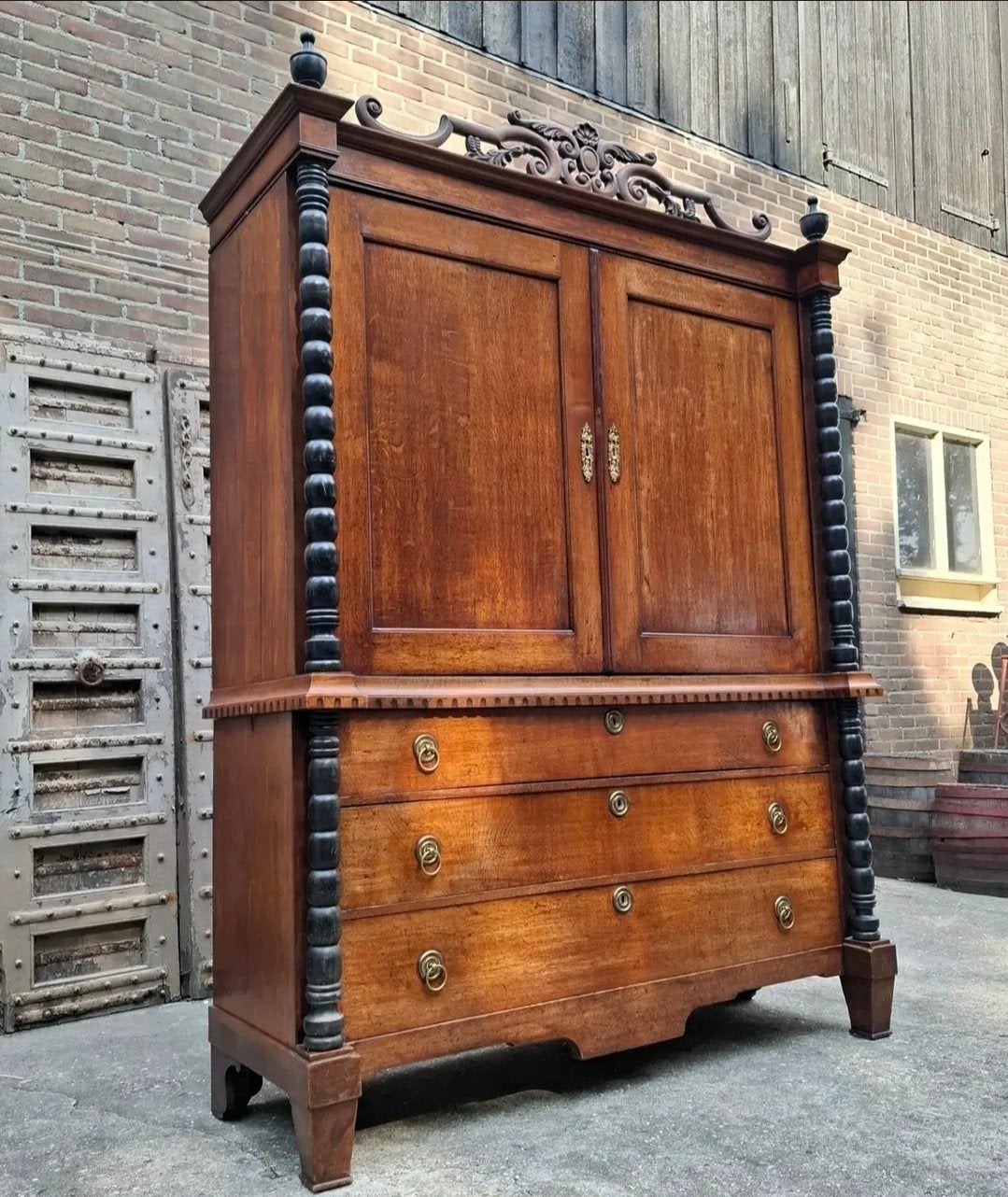 oude antieke kast kabinet buffetkast, Gebruikt, 200 cm of meer, T, Ophalen of Verzenden