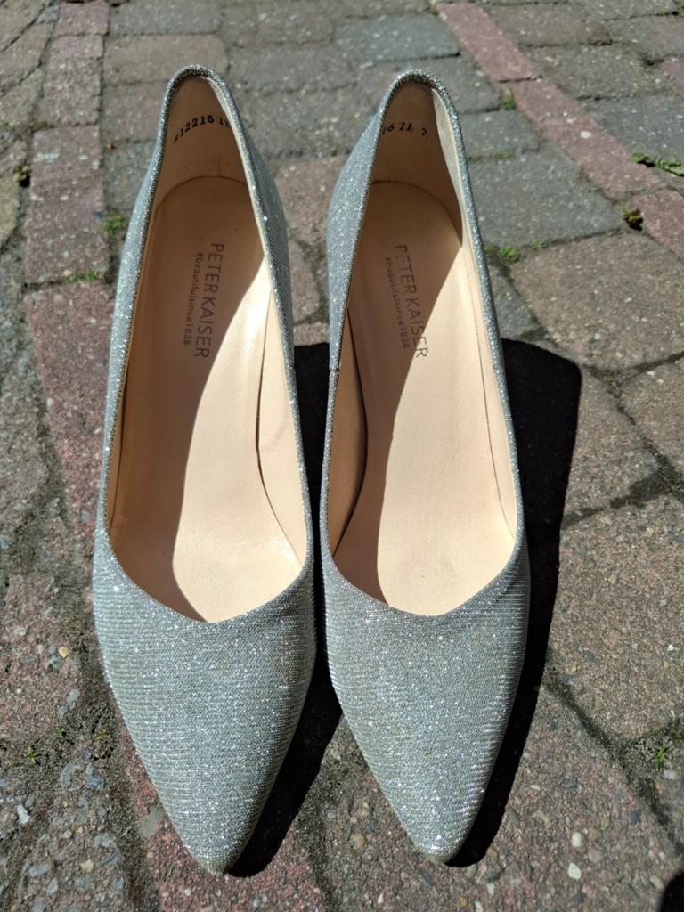 Peter Kaiser glitter pumps, maat 41, Kleding | Dames, Schoenen, Peter Kaiser, Pumps, Ophalen of Verzenden, Grijs