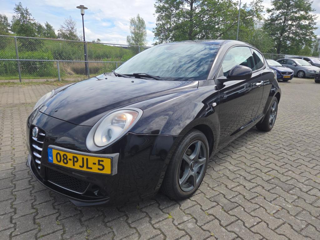Alfa Romeo MiTo 1.4  2011 Zwart zeer mooi !!, Auto's, Alfa Romeo, Voorwielaandrijving, Stof, Zwart, 4 cilinders